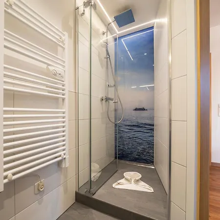 招待所 Gaestehaus Am Bodensee 3*