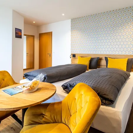 Gaestehaus Am Bodensee Guest house Immenstaad am Bodensee