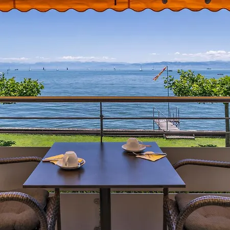 招待所 Gaestehaus Am Bodensee 博登斯边的伊门施塔特