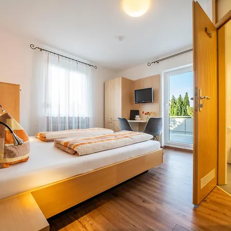 招待所 Gaestehaus Am Bodensee 3*