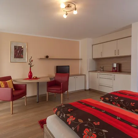 Πανσιόν Gaestehaus Am Bodensee Immenstaad am Bodensee