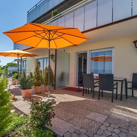 Gaestehaus Am Bodensee Guest house Immenstaad am Bodensee