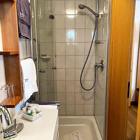 Gaestehaus Am Bodensee 3* 博登斯边的伊门施塔特