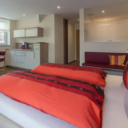 Gaestehaus Am Bodensee 招待所