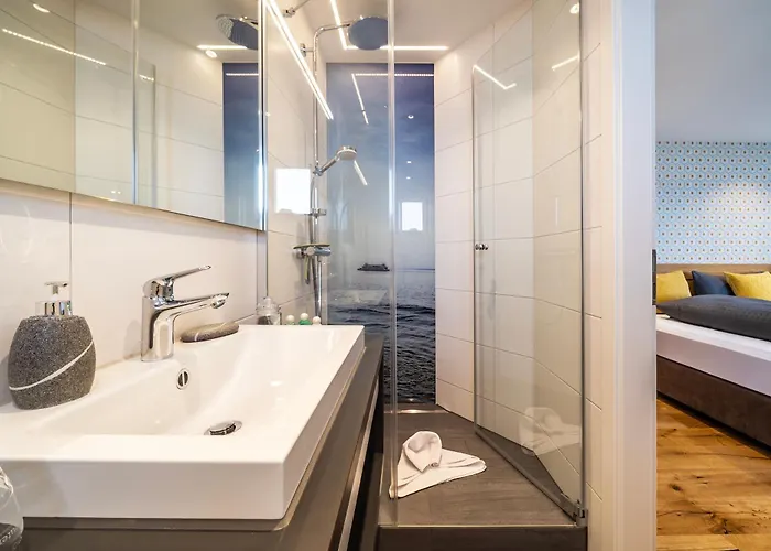 Gaestehaus Am Bodensee ゲストハウス 3*