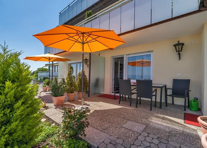 Gaestehaus Am Bodensee ゲストハウス インメンシュタート・アム・ボーデンゼー